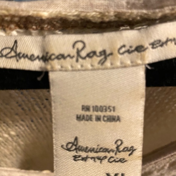 Sweater - Picture 3 of 3